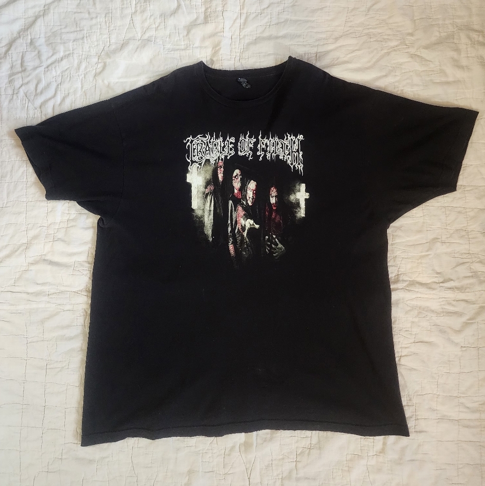 Cradle Of Filth Black Tee Shirt Size XXL Small Hole In Left Armpit. See Pics